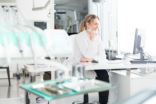 How Can Dental Practices Benefit From IT Services and How Much Should They Cost?